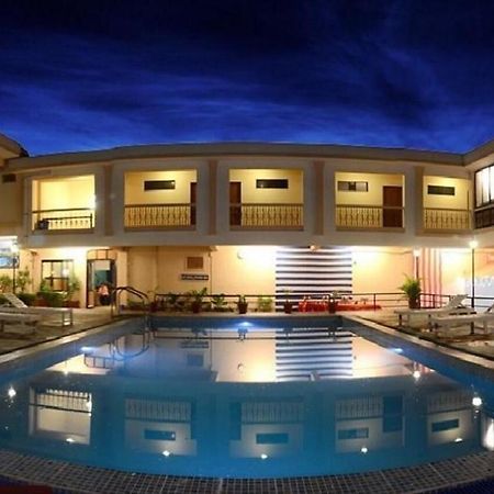 White Orchid Resort Candolim Kültér fotó
