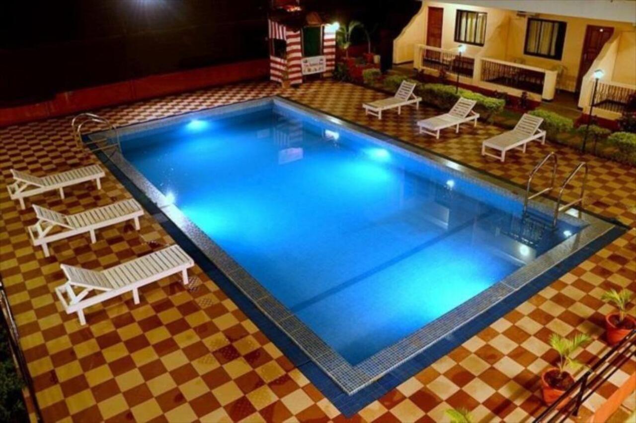 White Orchid Resort Candolim Kültér fotó